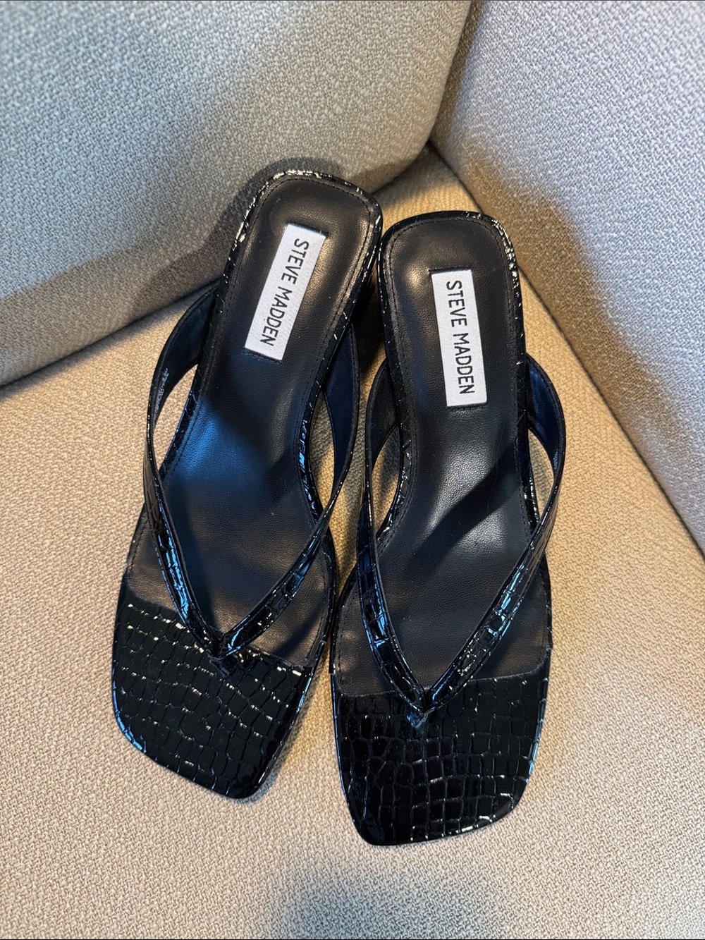 Steve Madden Black Croc-Embossed Square-Toe Thong Mules